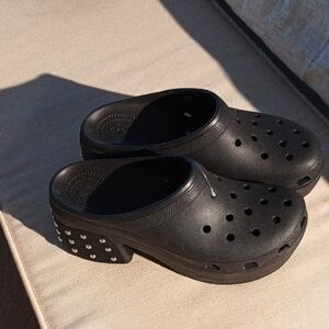 CROCS Black Platform BNWT W/ Studded Heels SIZE 12